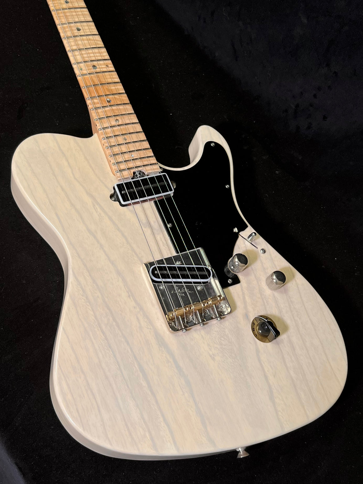 Deposit Order for the Asher T-Deluxe model Trans Ivory with T Blade Pickups